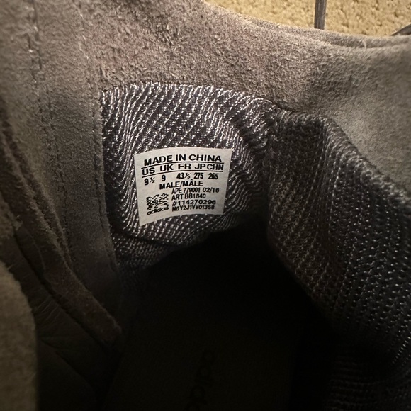 Yeezy 750s Grey - Picture 3 of 5